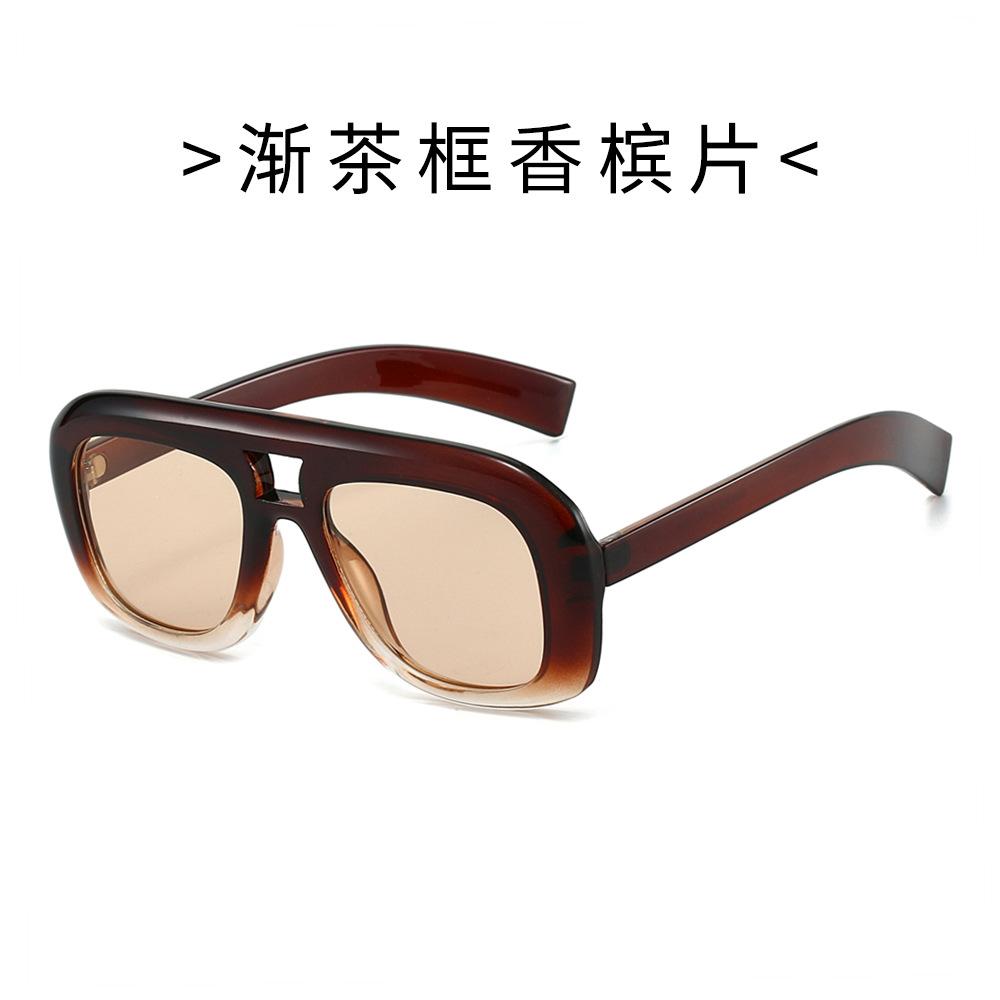 Large-frame, double-bridge, minimalist sunglasses for outdoor use and sun protection during vacations