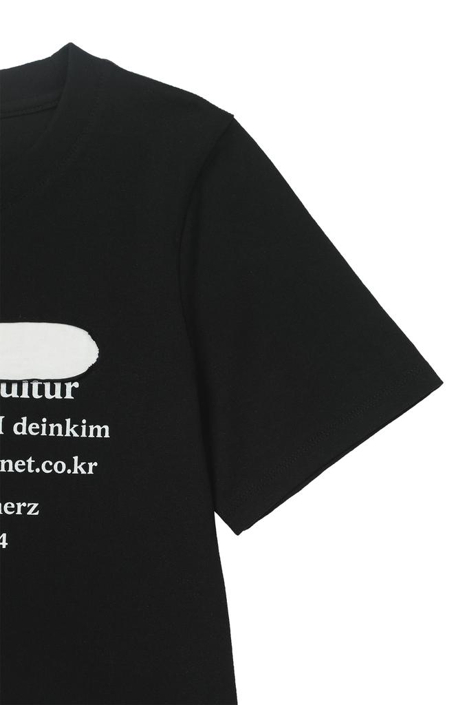 DEINET Patched Lettering T-Shirt In Black