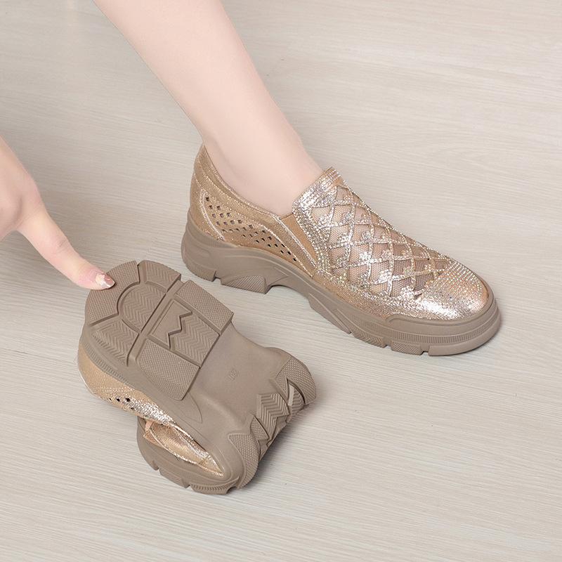 Spring Autumn Soft Leather Soft Sole Comfortable Low Heel Shoes Round Toe Breathable Casual Slip-on Hollow Mother Sneaker
