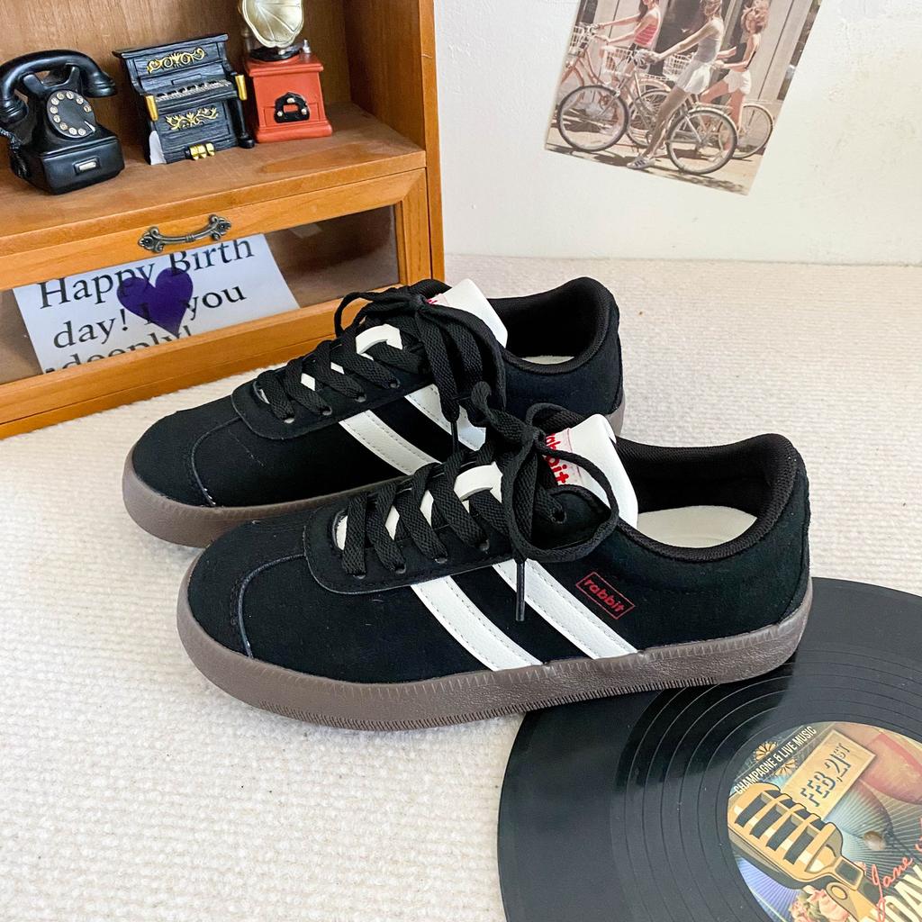 B-9356 bar design/retro German training shoes women's shoes 2024 autumn new flat bottom lightweight board shoes white shoes