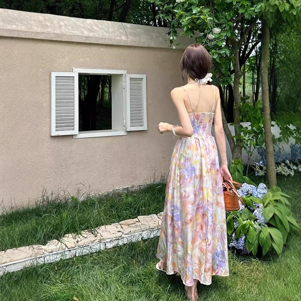 French Retro Oil Painting Floral Neck Suspender Dress Women's Summer Vacation Style Temperament Backless Waist Long Dress