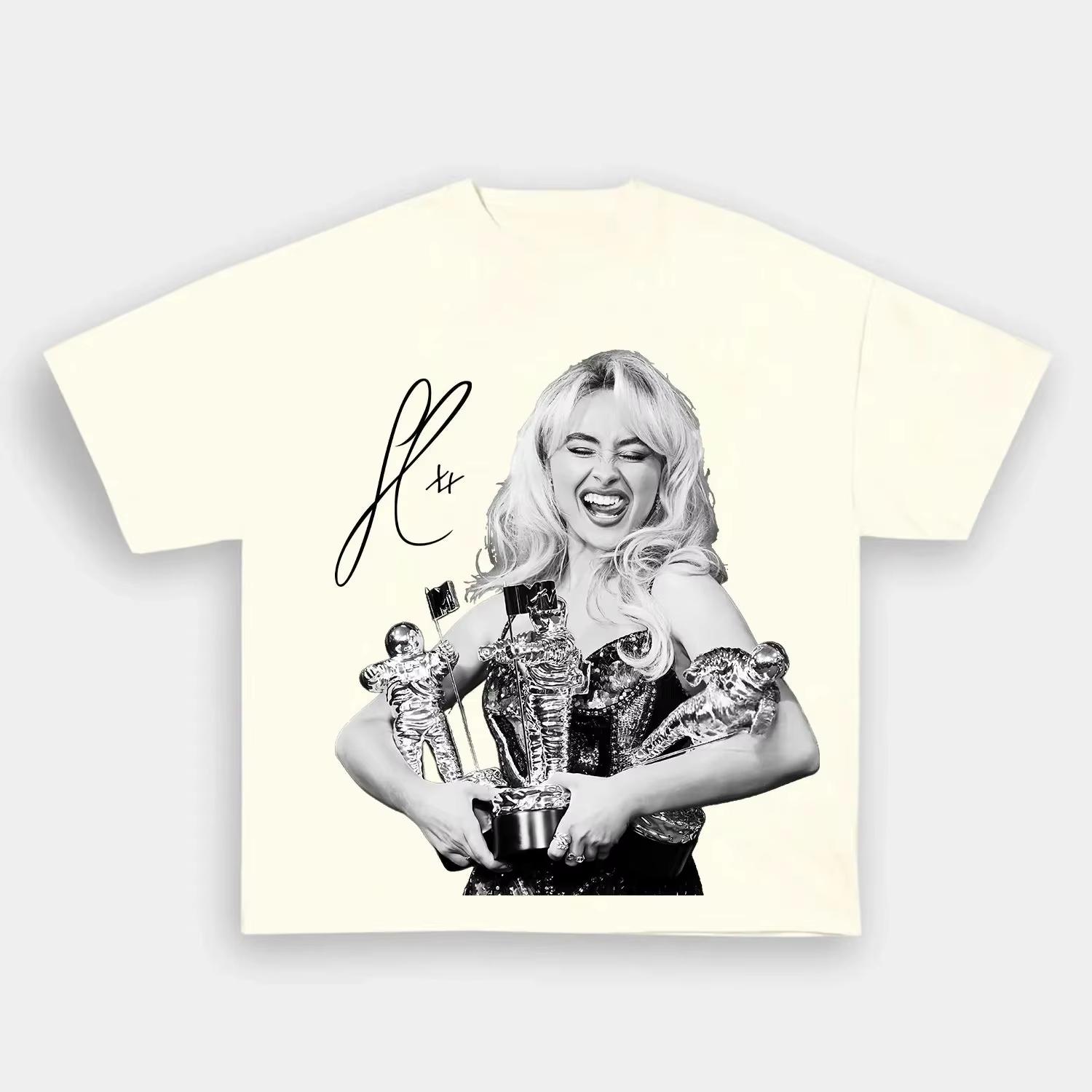 Sabrina Carpenter Unisex T-Shirt mit Aufdruck, Pop-Sängerin N' Sweet Tour Merch, Locker geschnittenes reines Baumwoll-T-Shirt für Damen und Herren XL white