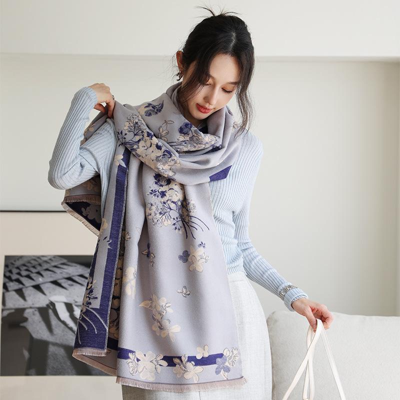 Autumn and Winter New National Style Imitation Cashmere Scarf for Women Versatile Fashionable Retro Scarf High End Double Sided Warm Shawl