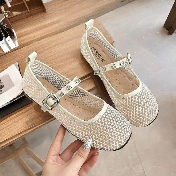 French Flat-bottomed Soft-soled Comfortable Beanie Shoes Women's 2025 Fashion New Mesh-like Soft-soled Versatile Mary Jane Shoes