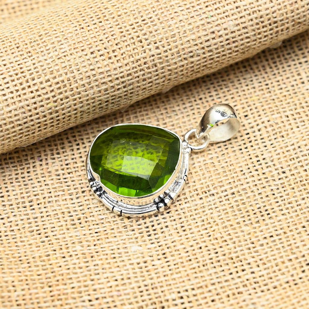 Peridot Edelstein Håndlaget 925 Solid Sterling Sølv Smykkeanheng For Kvinner