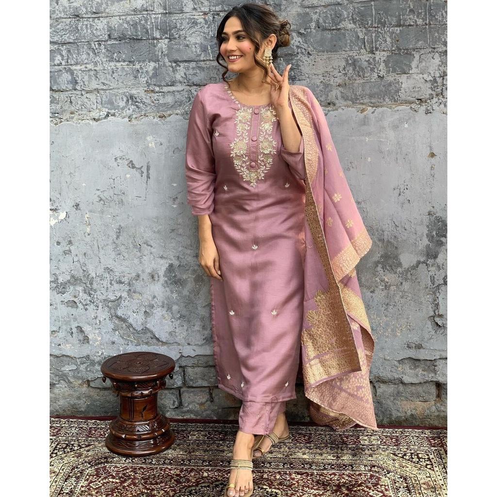 Viscose Chanderi Designer Kurti Pant Set Indian Bollywood Party Wear Kurta Set VGP-1399