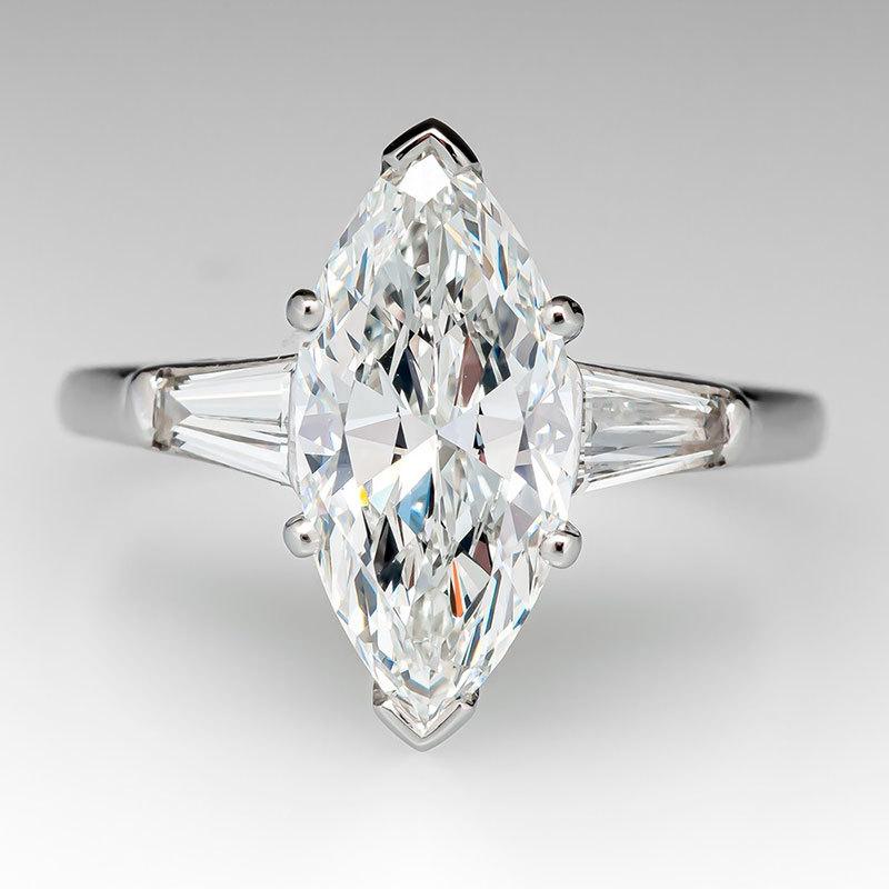 New women's banquet inlaid horse eye zircon ring, European and American creative simulation diamond ring engagement ring