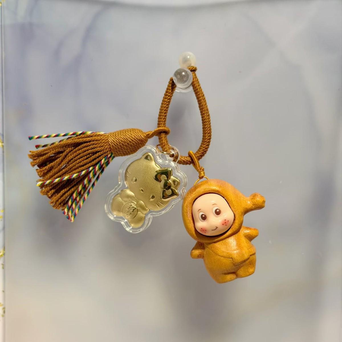 999 Pure Gold Lucky Kiki Cat Cute Wood Carving Keychain with Tassel Pendant