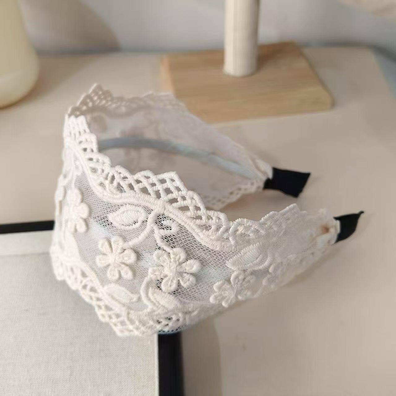 

Широкая кружевная повязка на голову в корейском стиле для женщин - Милый аксессуар для волос в стиле мори-герл