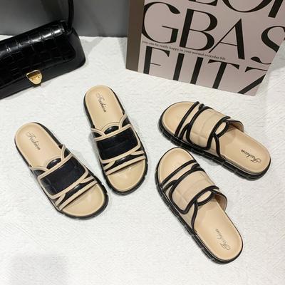 Sapatos de mulher – Sandálias