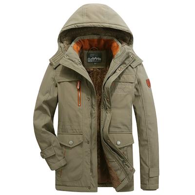 Neue baumwollgepolsterte Kleidung ist gestapelt und verdickt, locker und lässig im Winter, Baumwollgepolsterte Jacken mit mehreren Taschen für Menschen mittleren und höheren Alters