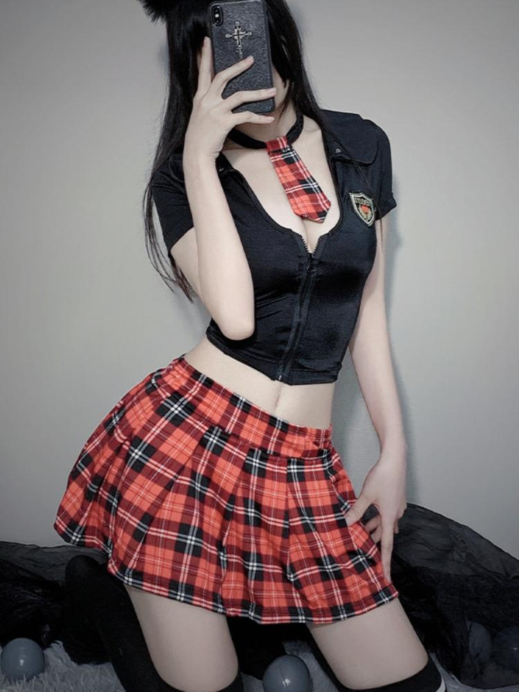 Cosplay Costume Halloween Sexy Dress Little Devil Dress Festival Party Gift Patent Leather Strap Neck Hanging Dress Uniform Set