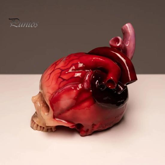 Skull Heart Figurine Spooky Life Size Skull Resin Statue Sculpture Halloween Home Office Desktop Bookshelf Decoration Ornament Festival Gift