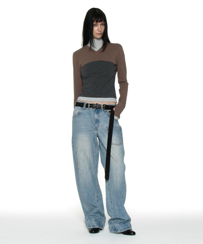 PARTIMENTO WOMEN Colorblock V-Neck Layered High-Neck Tee_Dusty Mint