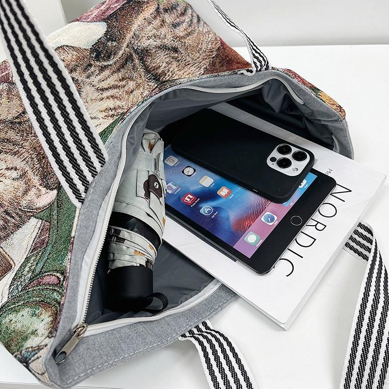 New women's retro embroidery bag women's bag fashionable retro women's shoulder bag large-capacity class tutoring bag