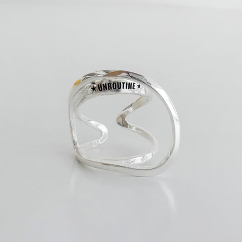 

August Harmony 925silver Volume Wire Ring No. 18