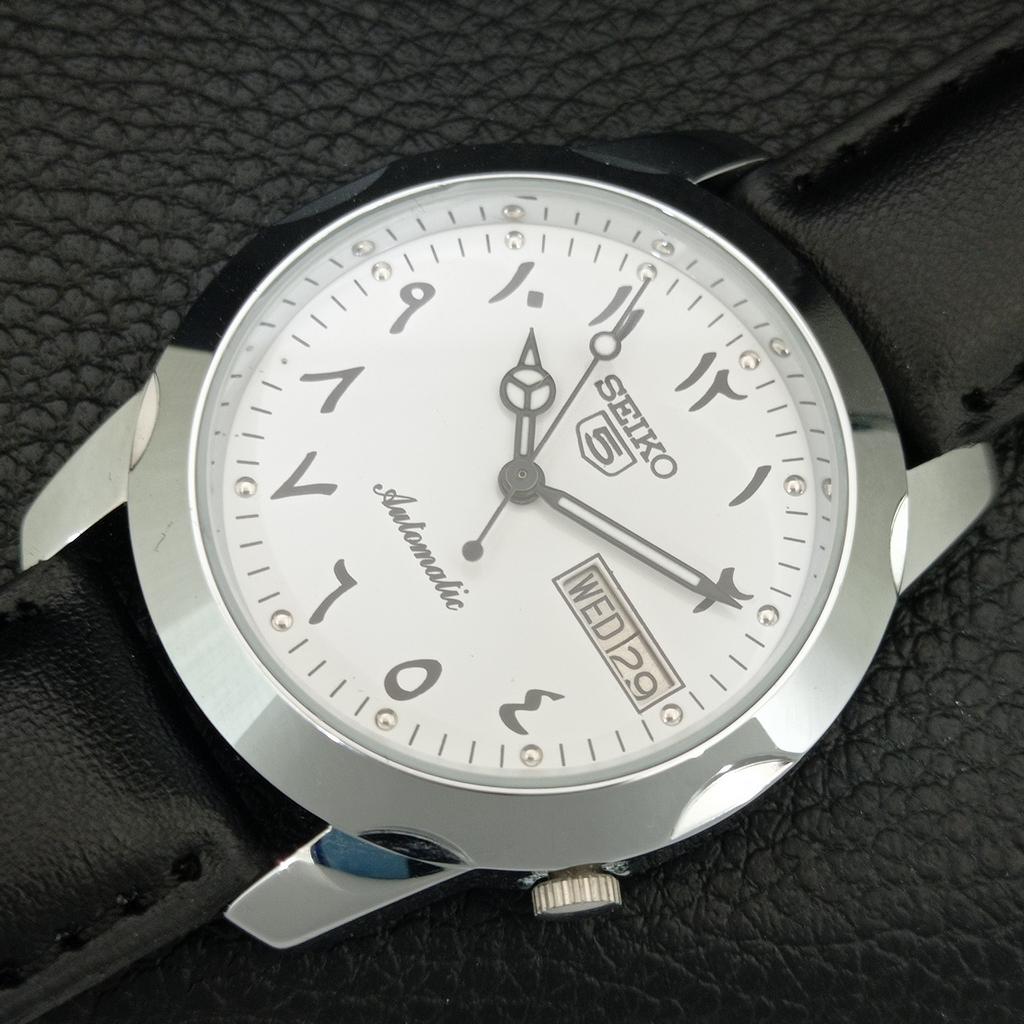 VINTAGE REFURBISHED SEIKO 5 AUTOMATIC JAPAN MENS WHITE DIAL WATCH a445551-1