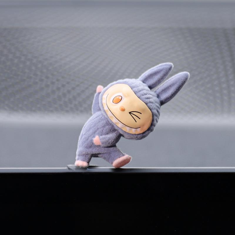 

1 шт. Украшение экрана автомобиля, Центральная консоль, Автомобильное мультяшное украшение, Ткань для йоги, Товары для интерьера автомобиля Bending style