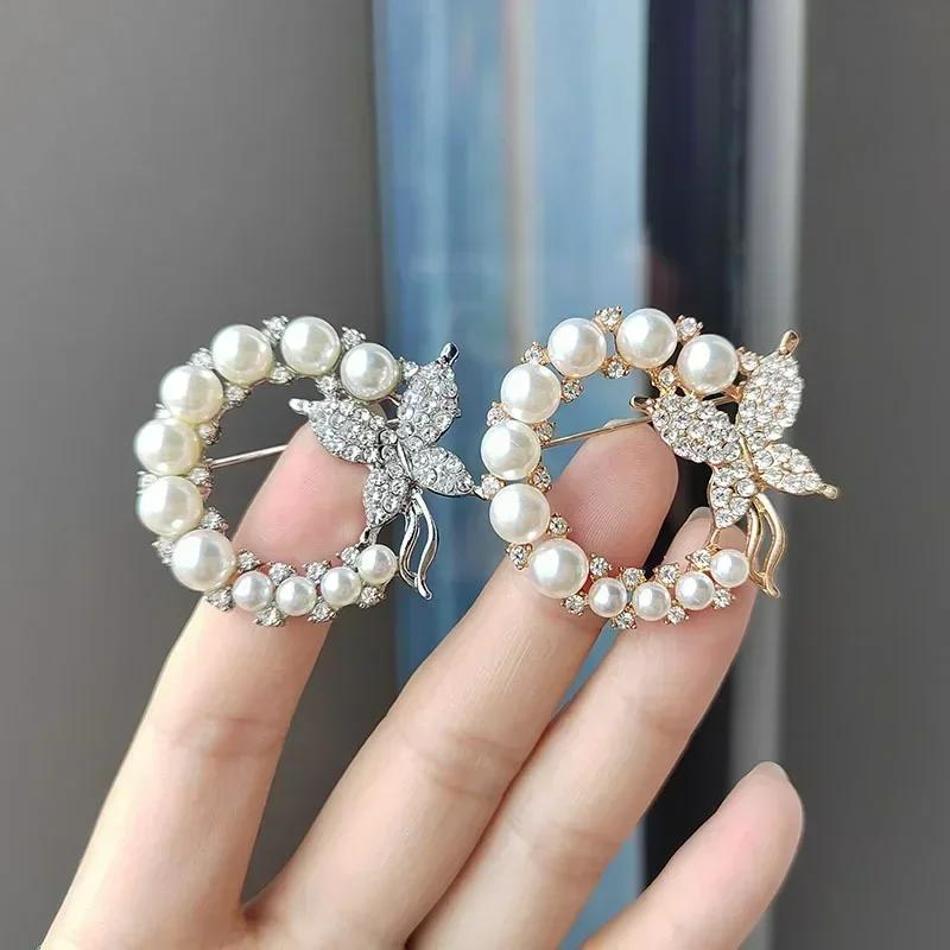 Butterfly Brooch Trend Elegant Circle Leaf Brooch Party Gift Creative Fashion Gifts Baroque Imitation Pearl Rhinestone Wreath