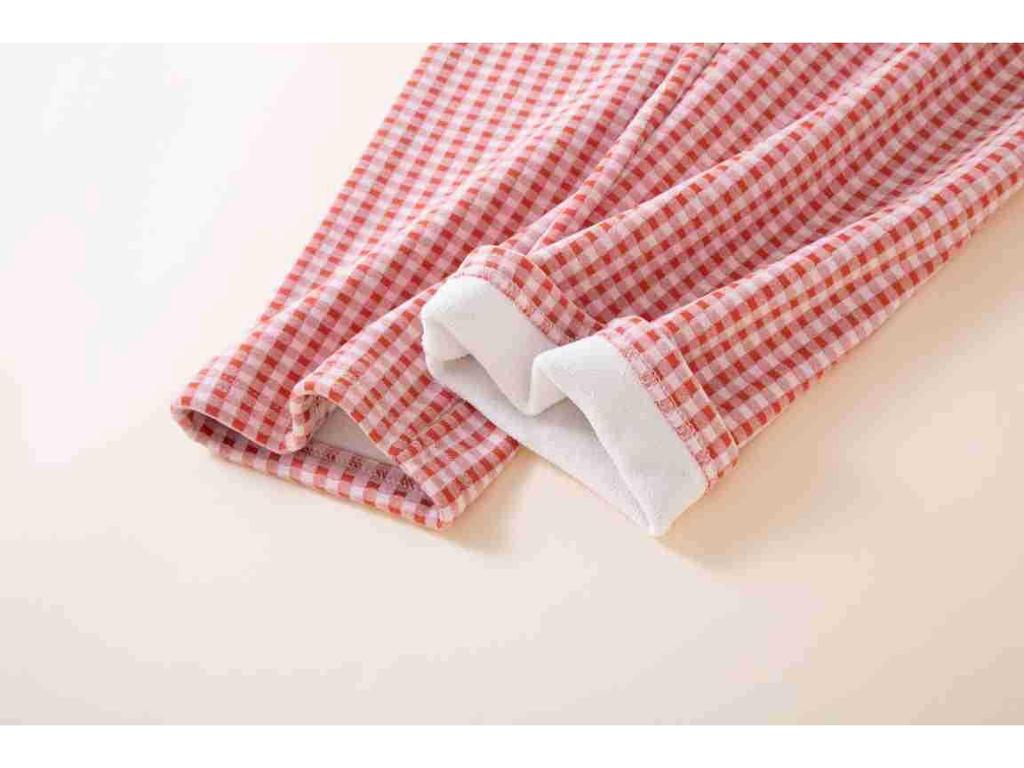 Velvet Thickened Women's Plaid Pajama Set – Warm Long Sleeve for Autumn/Winter, Suitable for Indoor/Outdoor Wear.
