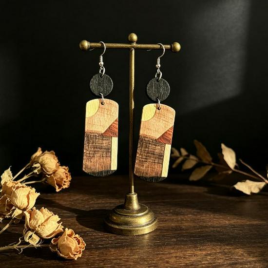 European & American Retro Printed Wooden Earrings: Versatile Ethnic Charm with an Exaggerated, Classical Design