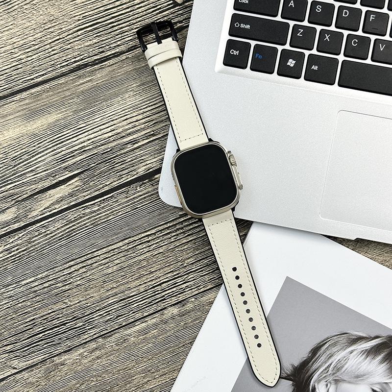 Versatile Leather Strap with Crazy Horse Pattern for Apple and Samsung Smartwatches