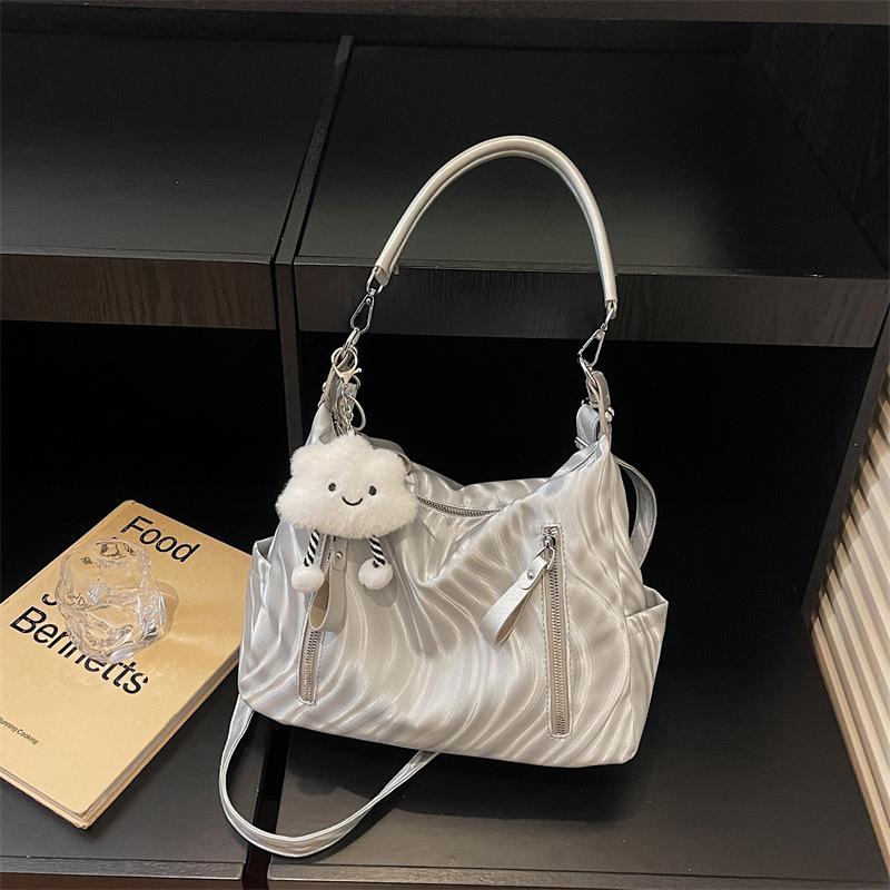 New Spring Korean Style Fashi Crossbody Bags for Women Trendy Simple Shoulder Bags Fashiable and Versatile Commuting Bag