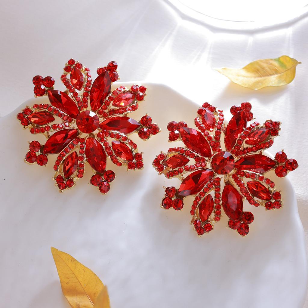 Floral Style Fashion Earrings With Electroplated Finish For Ladies Accessories