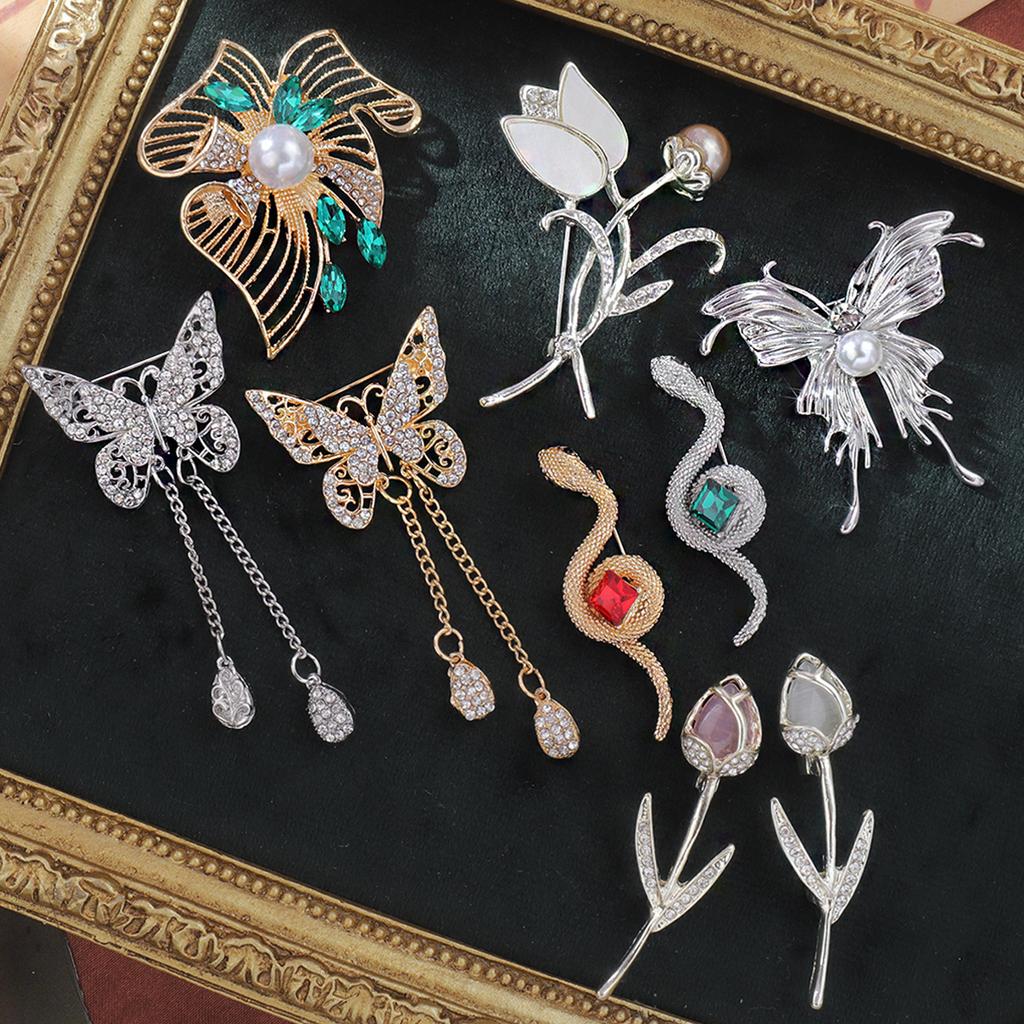 Nische High-End-Legierung Strass Brosche Mantel Corsage Perle Pin Mode Kleidung Zubehör