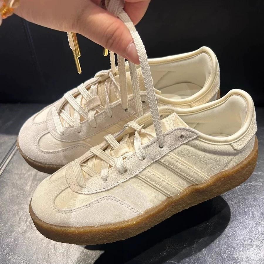 Retro fashion round head casual versatile flat-soled Dexun shoes 2025 new college style sports shoes board shoes white shoes