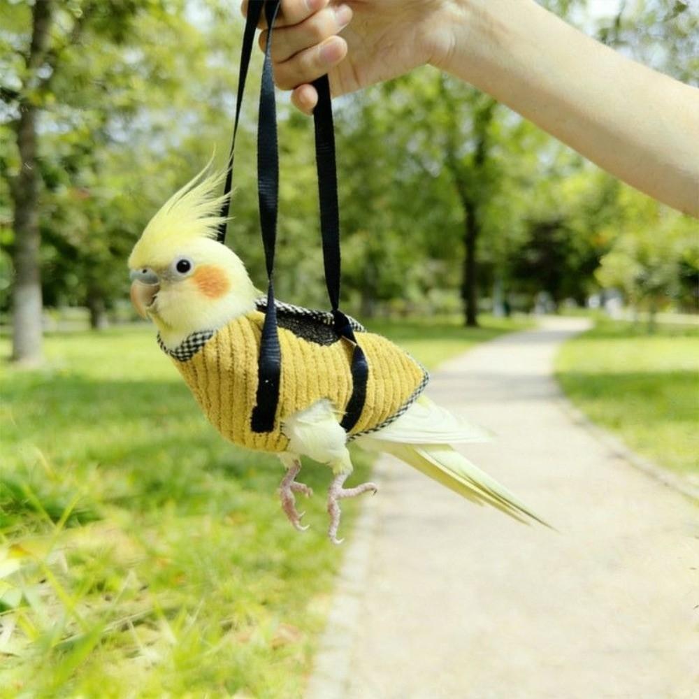 New Adjustable Strap Parrot Vest Carrier Anti Escape Breathable Bird Backpack Carrier Portable Bird Travel Bag Small Parrots