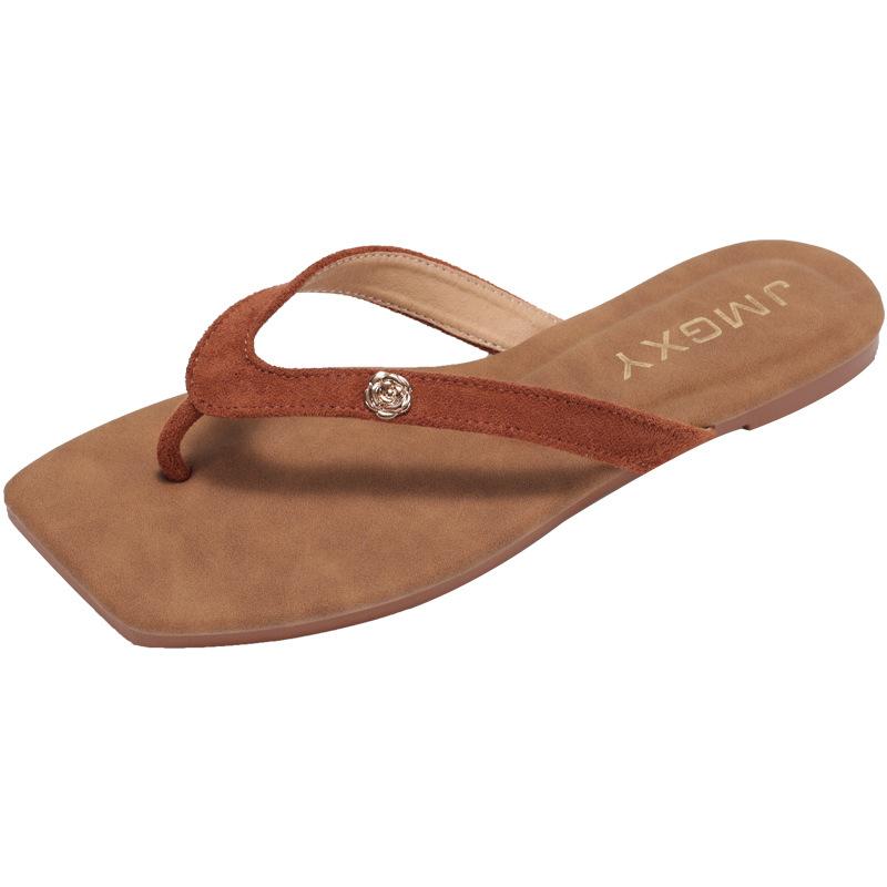 Flat-bottomed slippers women's shoes summer wear 2025 new gentle toe sandals flip-flops