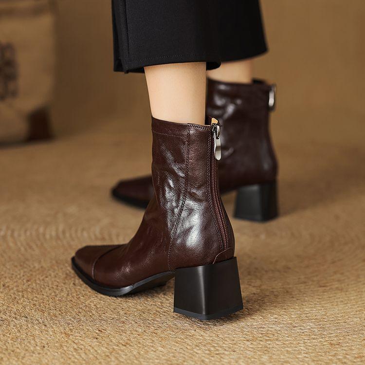 Age Reduction and Thin Temperament French Versatile Square Head Thick Heel Short Boots 2025 Autumn New Rear Zipper Fashion Boots Women