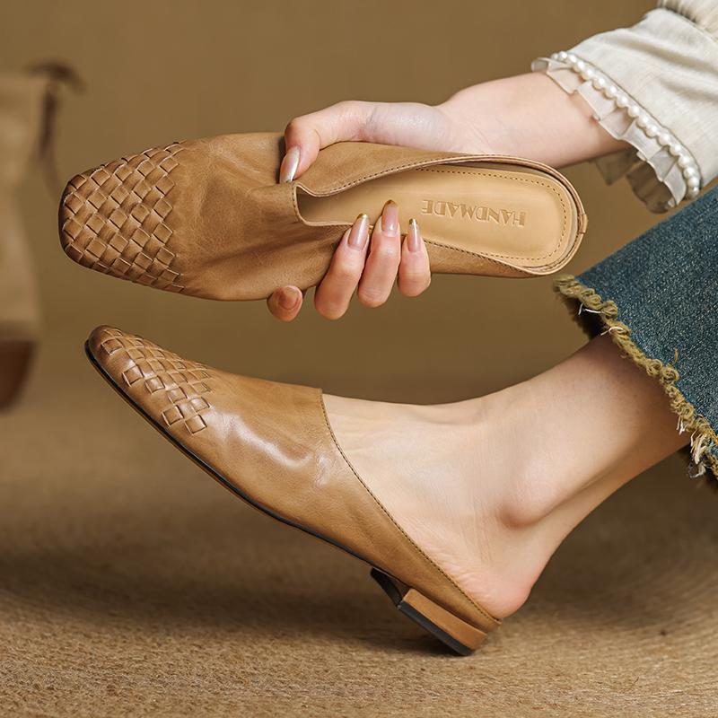 Fashion 2025 New Summer Women Mules Genuine Leather Shoes for Women Squared Toe Low Heel Shoes Cover Toe Slingback Slippers Modern