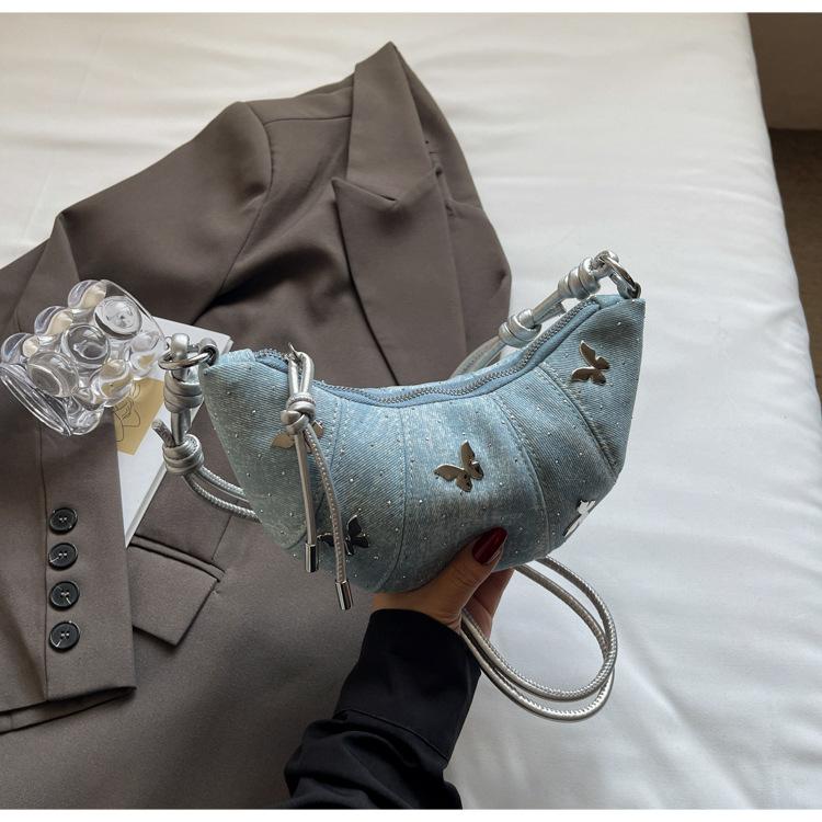 

Premium bow dumpling bag women s 2025 new foreign style versatile niche design fashionable messenger shoulder bag небесно-голубой