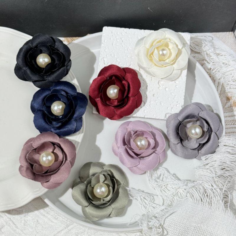 Retro French Camellia Pearl Brooch Hair Clip In Small Fragrance Style