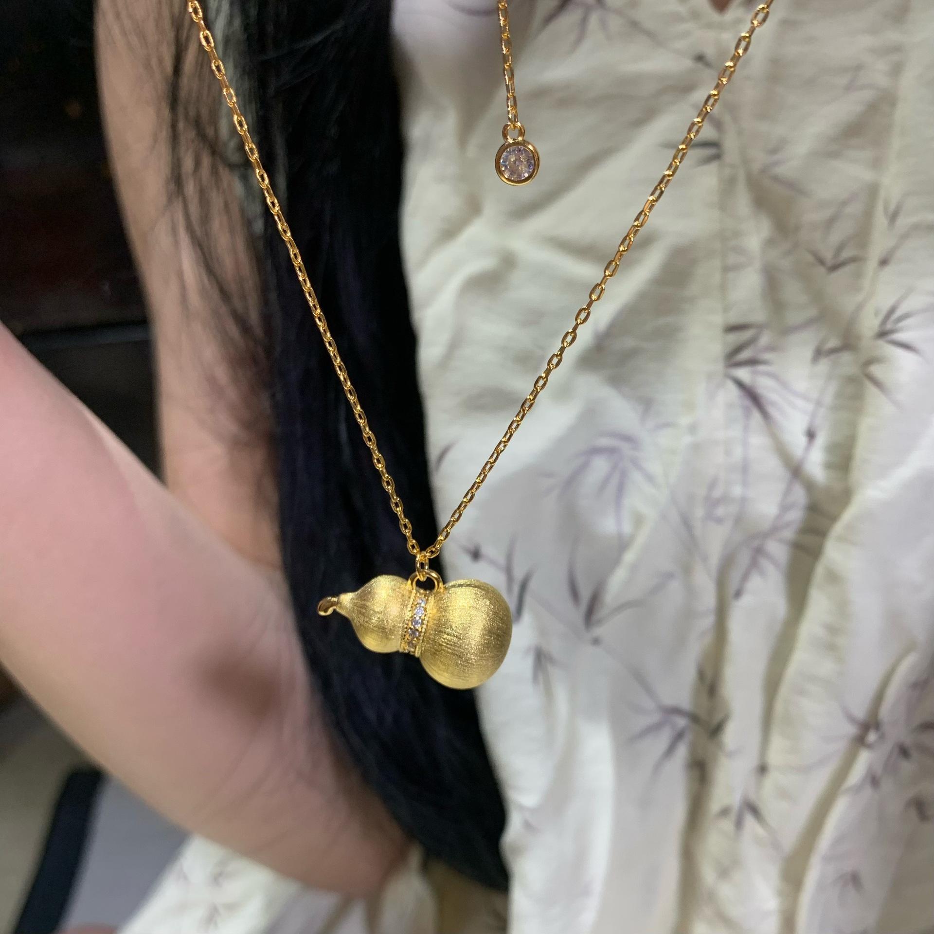 

Handmade Brushed Gourd Pendant, Ancient Fulu Necklace, Women S Telescopic Collarbone Chain, Niche High-End Accessories