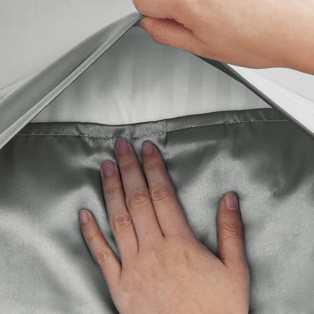 Saténový povlak na polštář pro vlasy a pokožku Queen Silver Grey Hedvábný povlak na polštář 20x30 palců Sada 2 kusů se zavíráním na obálku Podobné jako povlaky na polštáře Silk