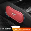 Tapis de Support de Jambe en Mousse à Mémoire Douce avec Logo de Voiture en Cuir Pour Nouvelle Bentley Flying Spur Continental GT Bentayga Mulsanne Accessoires Auto