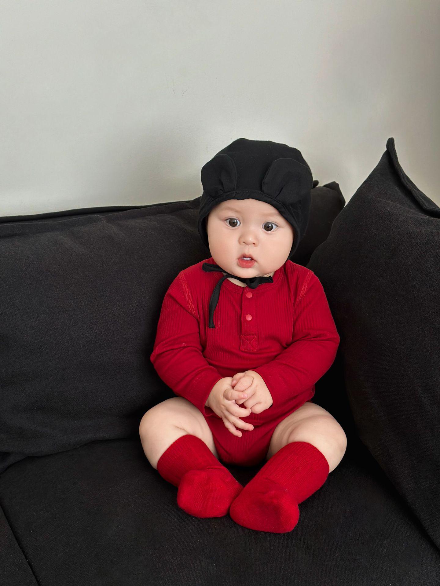 

2025 Autumn Collection Ribbed Baby Onesie, A-Class Cotton, Tagless Crawling Suit 66 CM