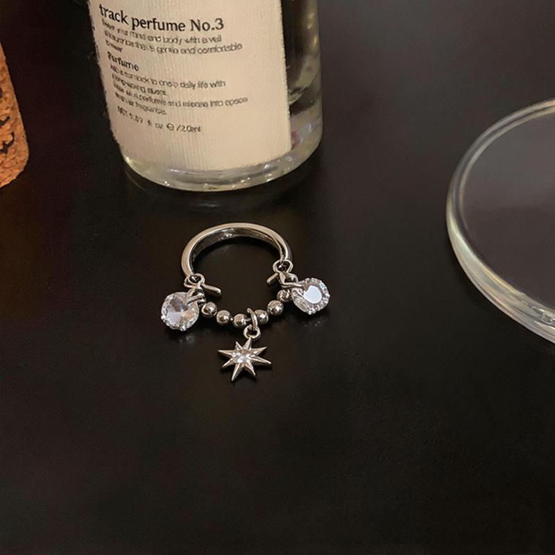 High-End Zirconia Double Star Ear Cuff for Women - No Piercing Needed, Personalized Light Luxury Jewelry