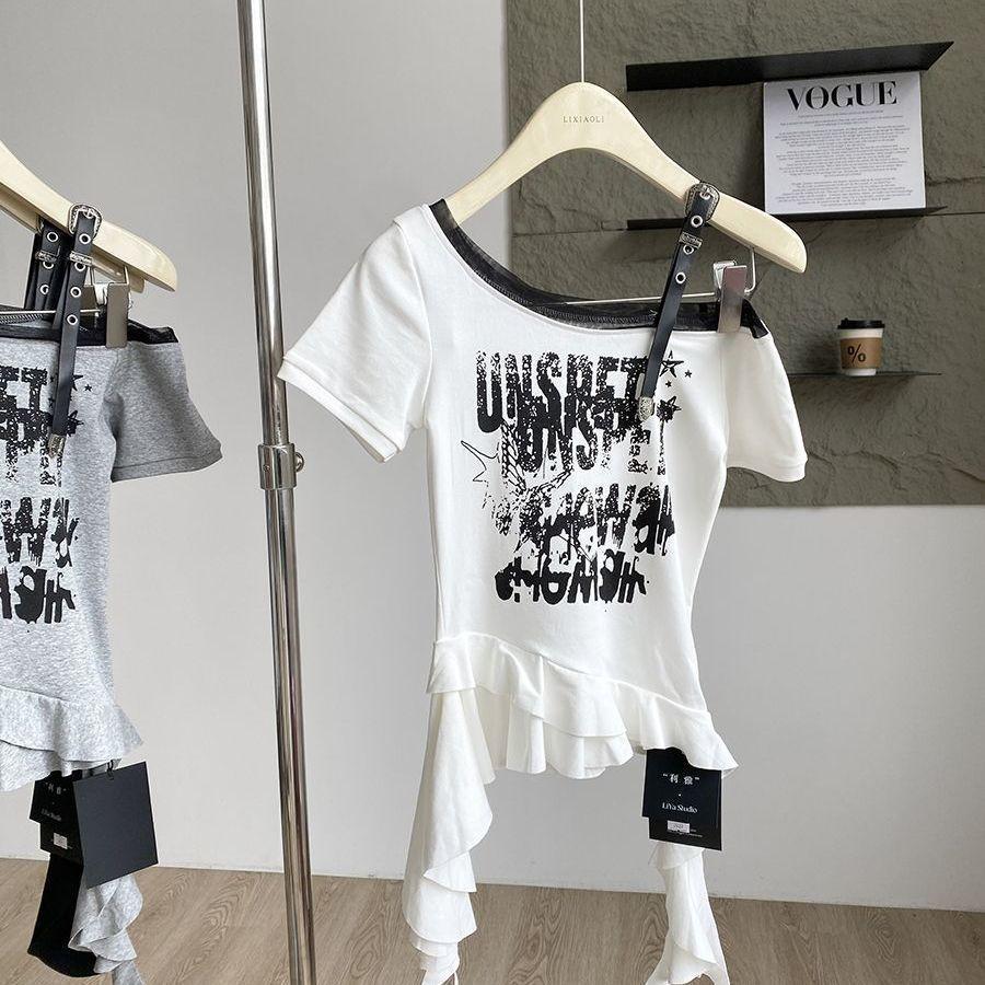 Spice girl letter print diagonal neck off-shoulder short-sleeved T-shirt women's summer new slim-fit irregular streamer top chic