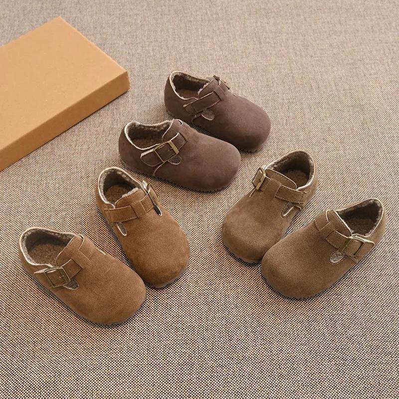 Children Flat Shoes Suede for Winter Kids Moccasins Non-slip Soft Sole New Boys Girls Leather Shoes Warm Retro Trendy