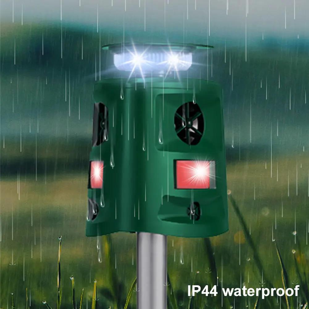 Ultrasonic Animal Repeller Pest Animal Repellent 360 Degree Solar Cat Deterrent IP44 Waterproof 5 Modes for Dog Cat Bird Rabbit