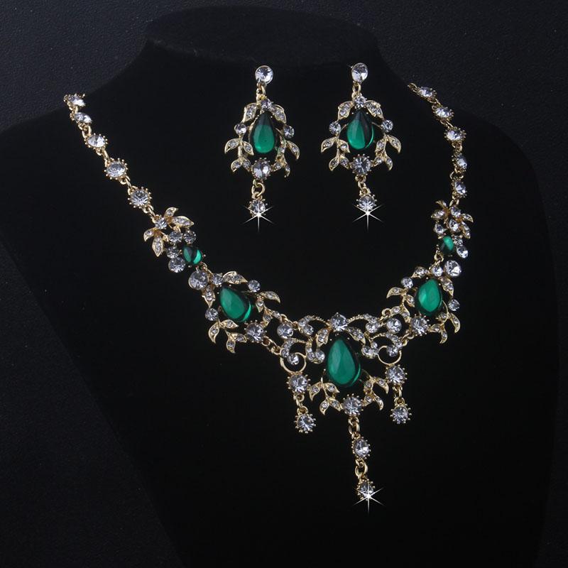 Ladies' Fashionable High-end Atmospheric Pendant Necklace Earring Set, Bridal Accessories, Wedding Dress Accessories, Green And