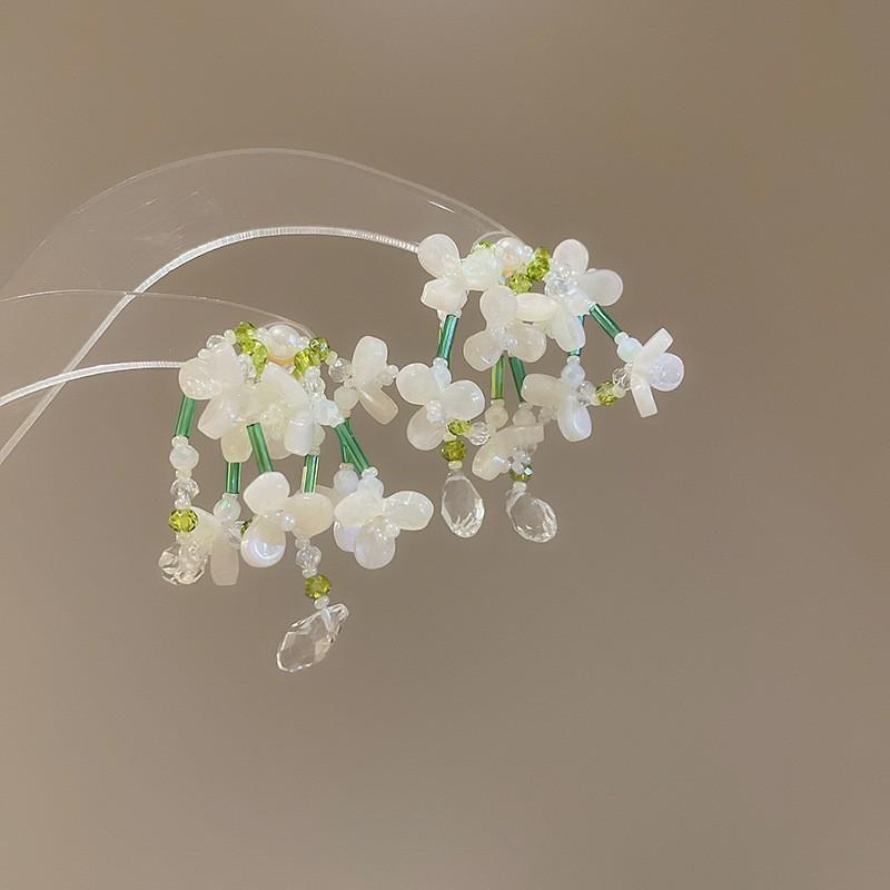 Diamond-set pearl petals fringed earrings stud earrings temperament fashionable and versatile design earrings