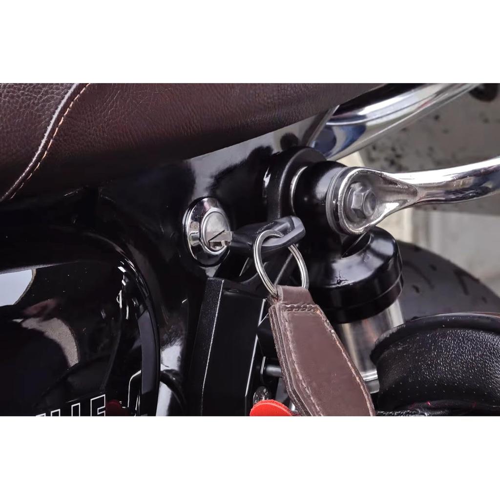 Motone Helm Schloss, Links und Rechts Gemeinsam T100/T120, SpeedTwin900, Scrambler900, MMU072