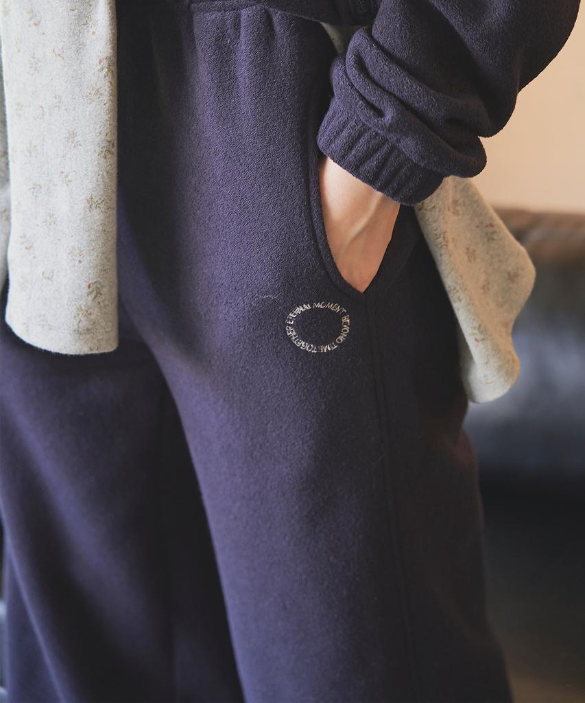 Iteoneolmomeonteu Soft Terry Wide Sweatpants_Navy