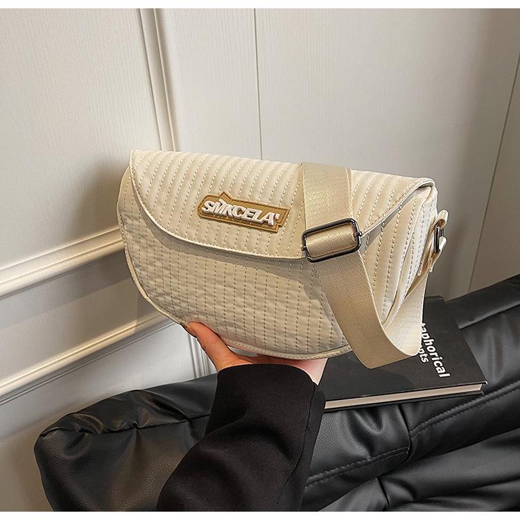 

Узорная текстура большая вместимость новая мода однотонный простой широкий ремень кроссбоди на одно плечо подмышечная сумка-седло