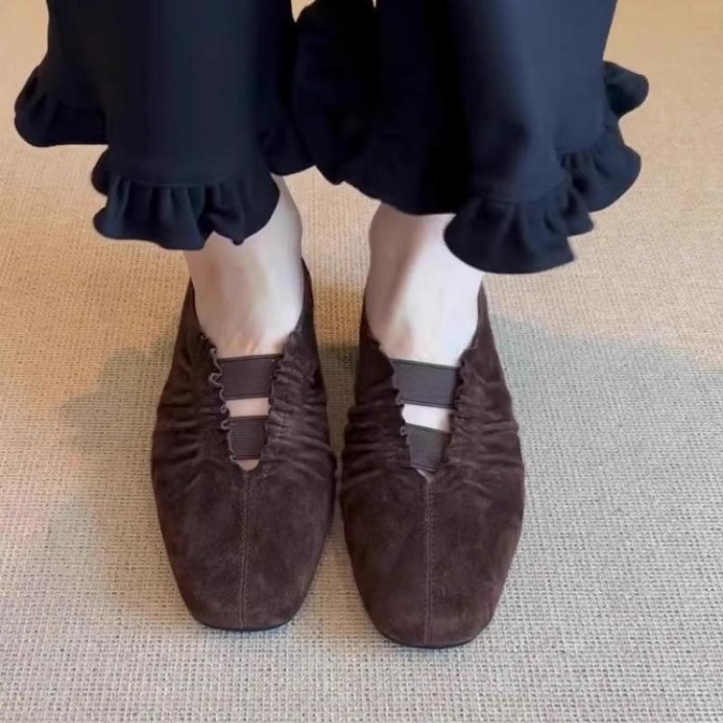 Vintage Single Shoes Autumn New Square Toe Suede Shallow Pleat Soft Sole Non-slip Low Heel Shoes